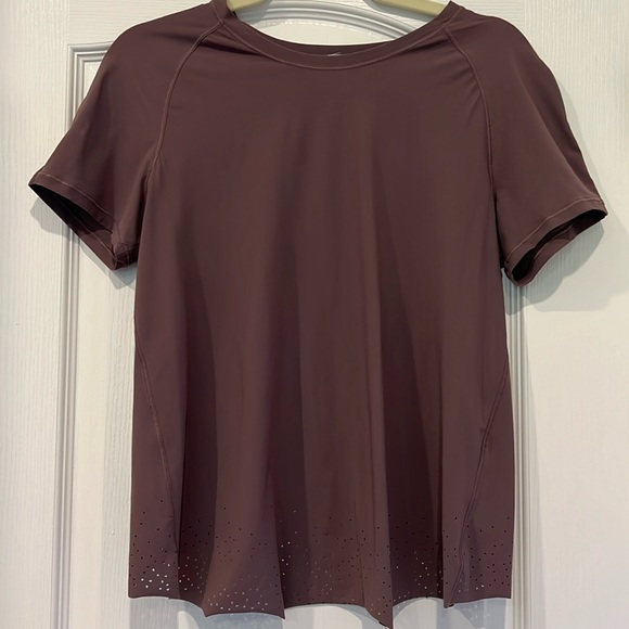 Lululemon Quick Pace Top - Picture 2 of 3